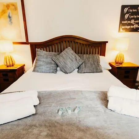Friars Bush House Belfast - Stunning 4 Bedroom Detached House In Exclusive Queens Quarter Luxury Belfast City Centre Extérieur photo
