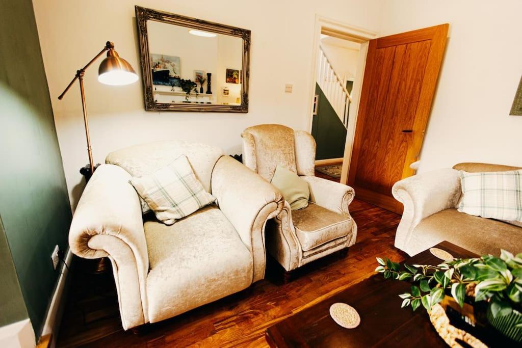 Friars Bush House - Stunning 4 Bedroom Detached House In Exclusive Queens Quarter Luxury Centre