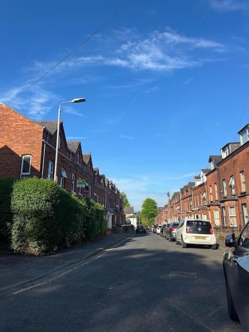 Friars Bush House - Stunning 4 Bedroom Detached House In Exclusive Queens Quarter Luxury Centre * Belfast